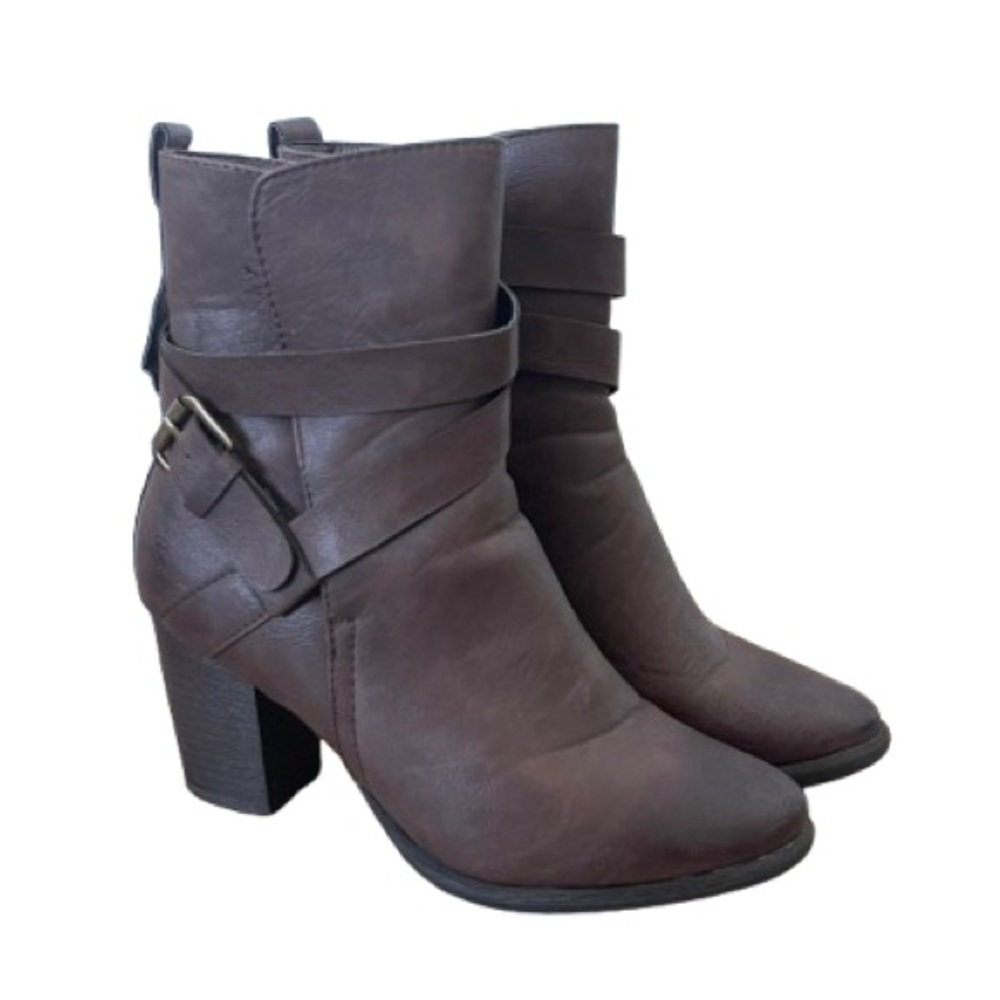 Brown 3 Strap Stack Bootie/Cathy Jean/Size 8/